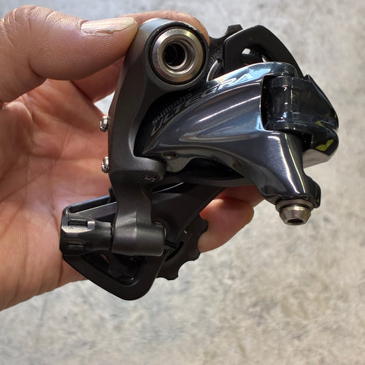 中古　美品 シマノ ULTEGRA RD-6800-SS リアディレーラー（11S）