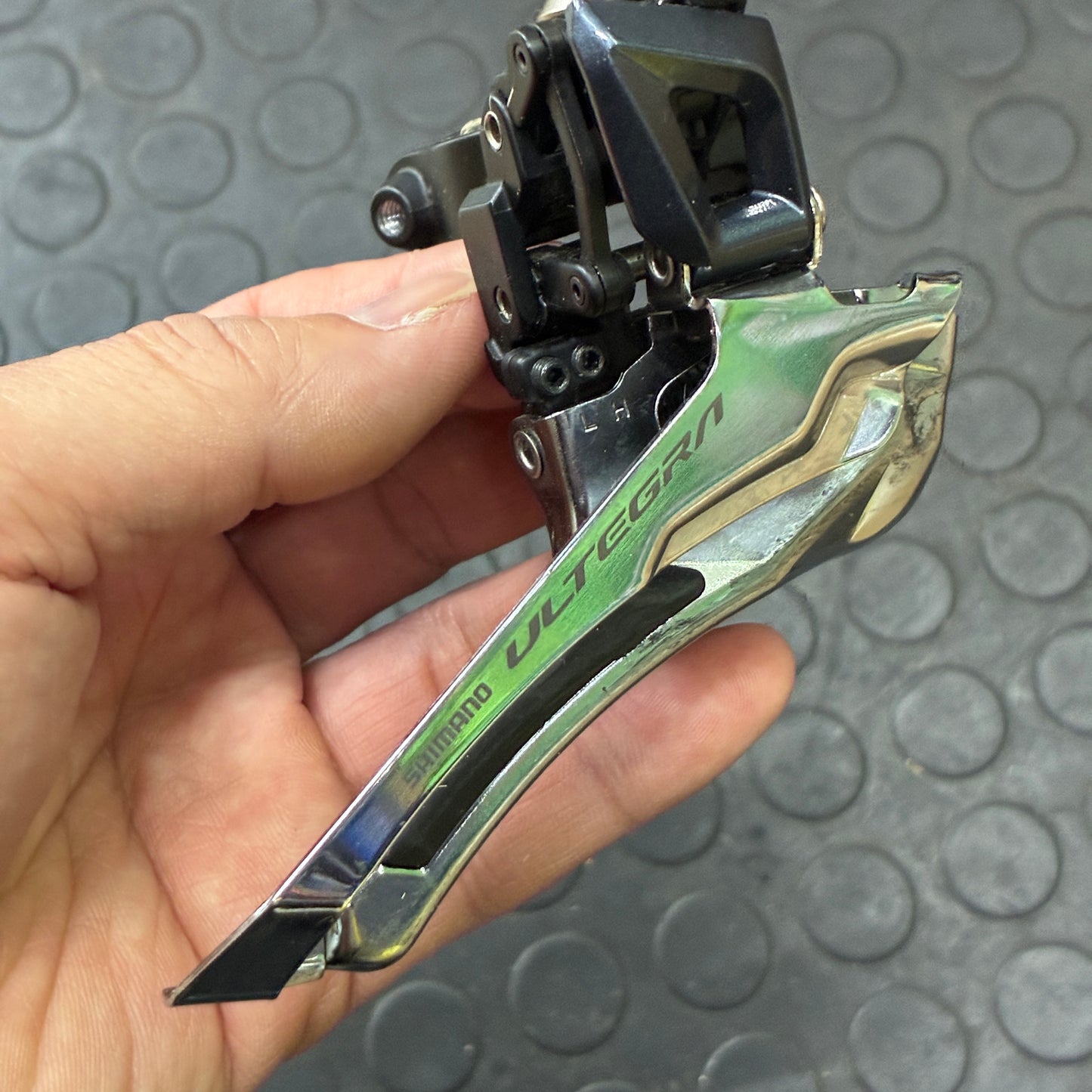 中古 Shimano FD-R8000 フロントディレイラー 31.8mm/28.6mm バンド式 状態良好 アルテグラ