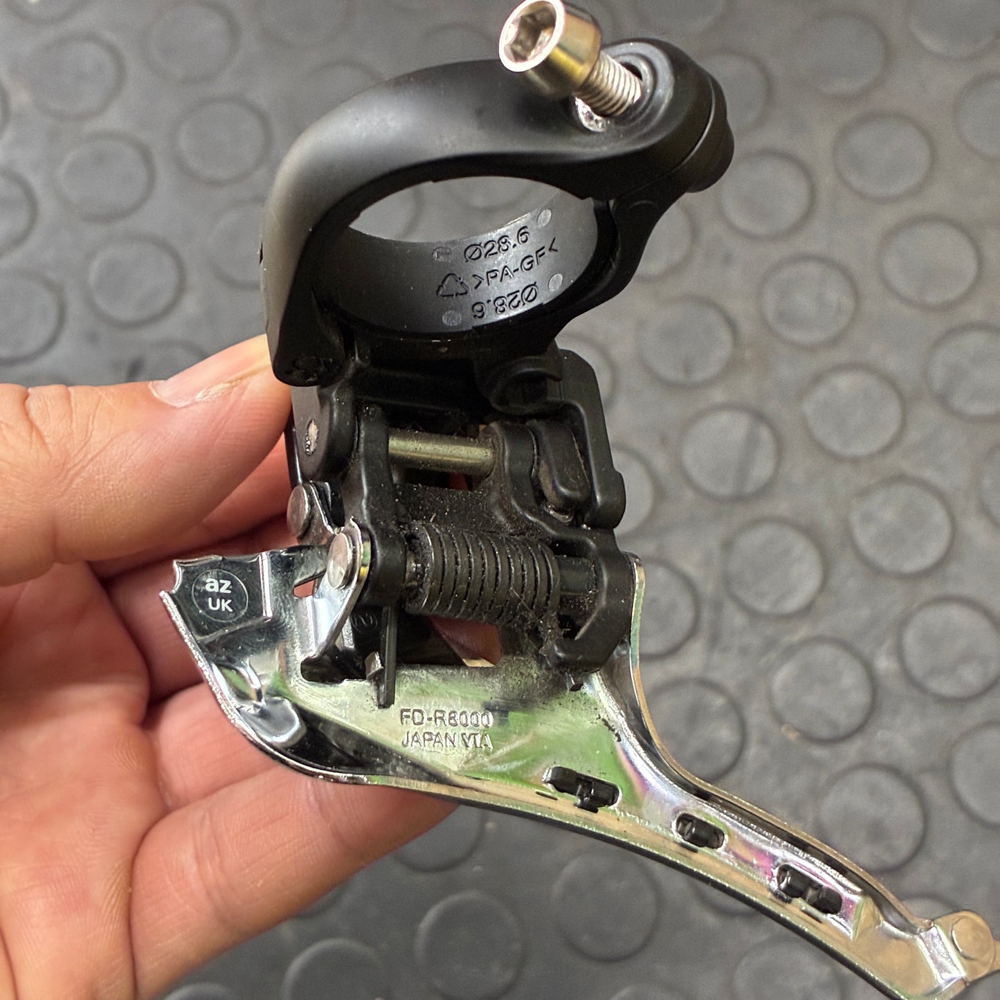 中古 Shimano FD-R8000 フロントディレイラー 31.8mm/28.6mm バンド式 状態良好 アルテグラ