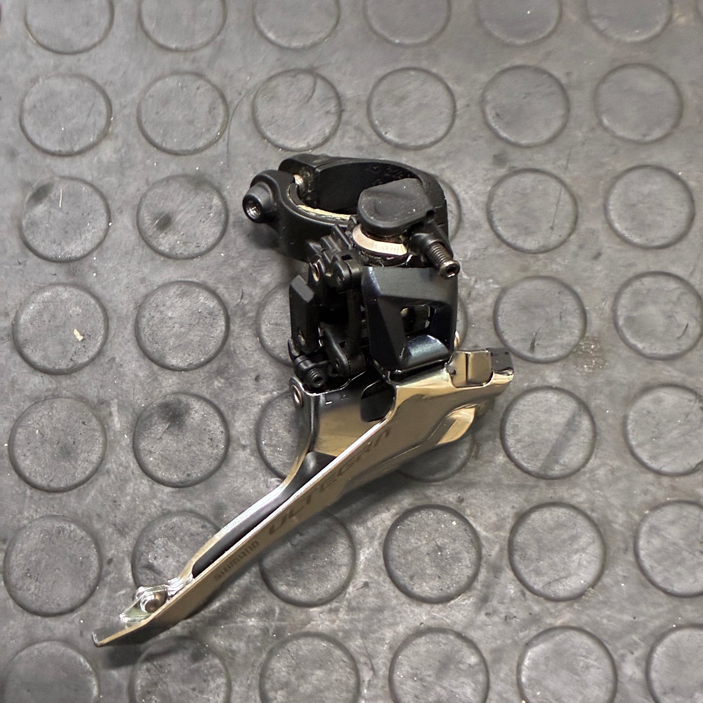 中古 Shimano FD-R8000 フロントディレイラー 31.8mm/28.6mm バンド式 状態良好 アルテグラ