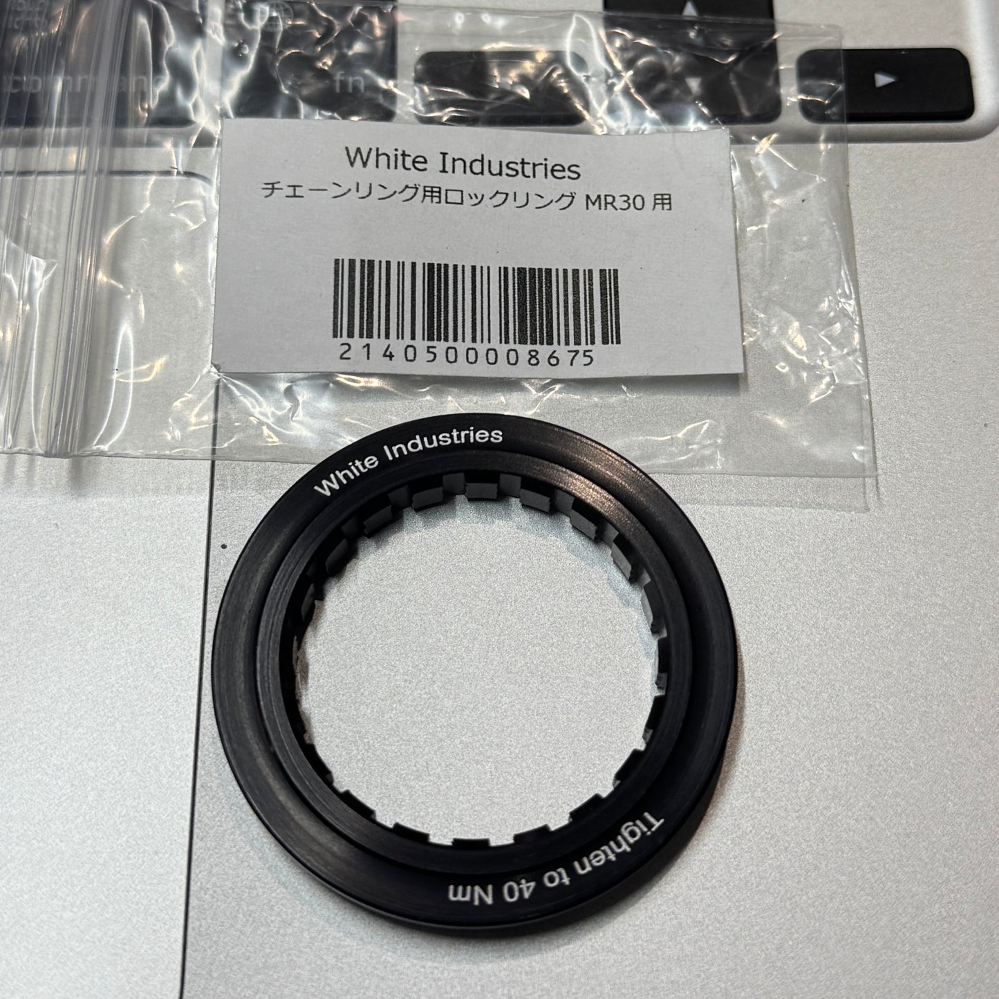 WHITE INDUSTRIES チェーンリング用ロックリング MR30用