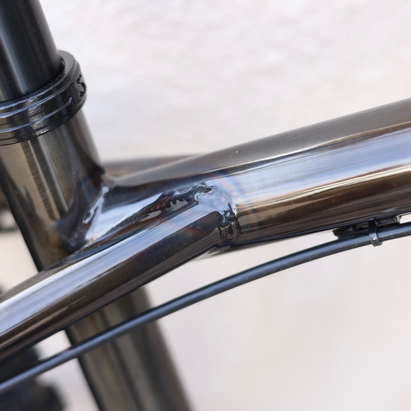 【即納OK｜RAWペイント×サス仕様】Surly KRAMPUS（クランパス）カスタム完成車｜Sサイズ｜トレイル対応MTB