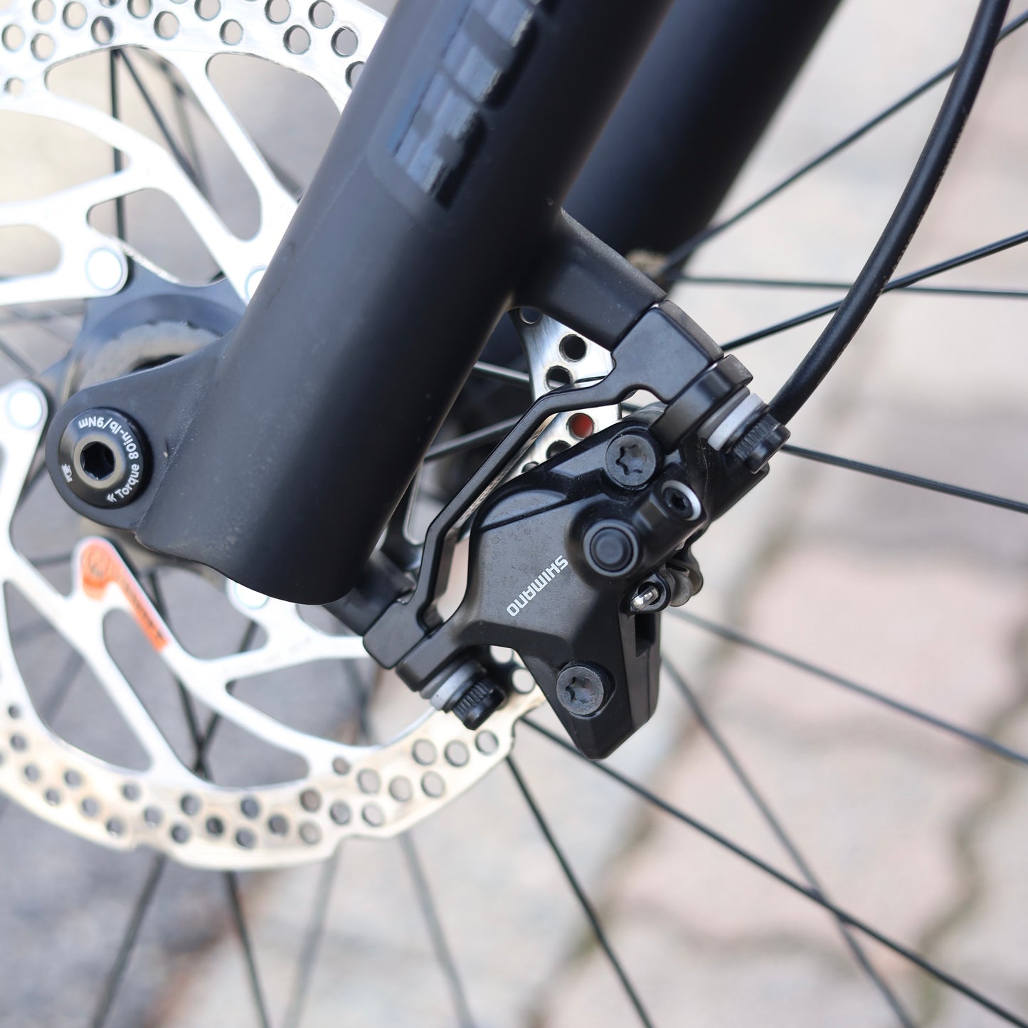 【即納OK｜RAWペイント×サス仕様】Surly KRAMPUS（クランパス）カスタム完成車｜Sサイズ｜トレイル対応MTB