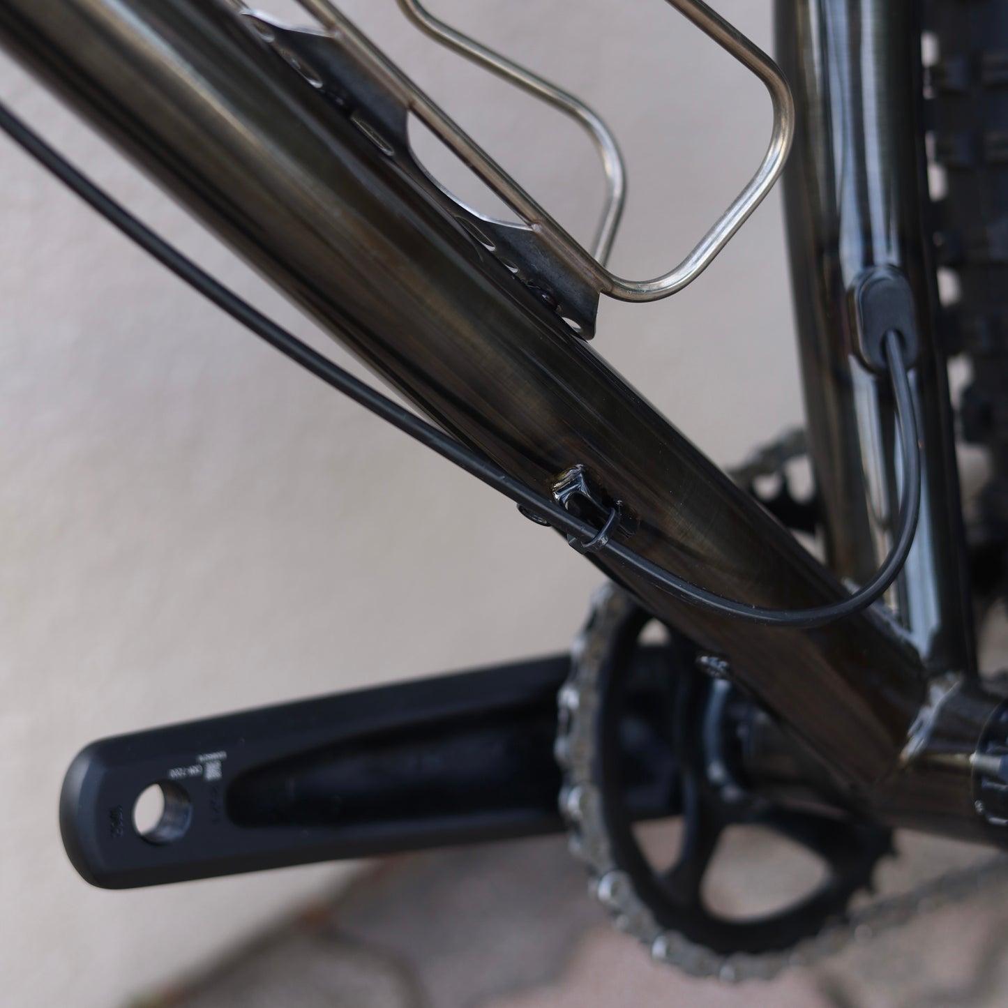 【即納OK｜RAWペイント×サス仕様】Surly KRAMPUS（クランパス）カスタム完成車｜Sサイズ｜トレイル対応MTB