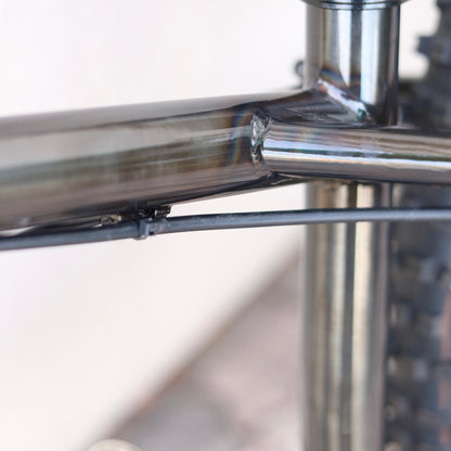 【即納OK｜RAWペイント×サス仕様】Surly KRAMPUS（クランパス）カスタム完成車｜Sサイズ｜トレイル対応MTB