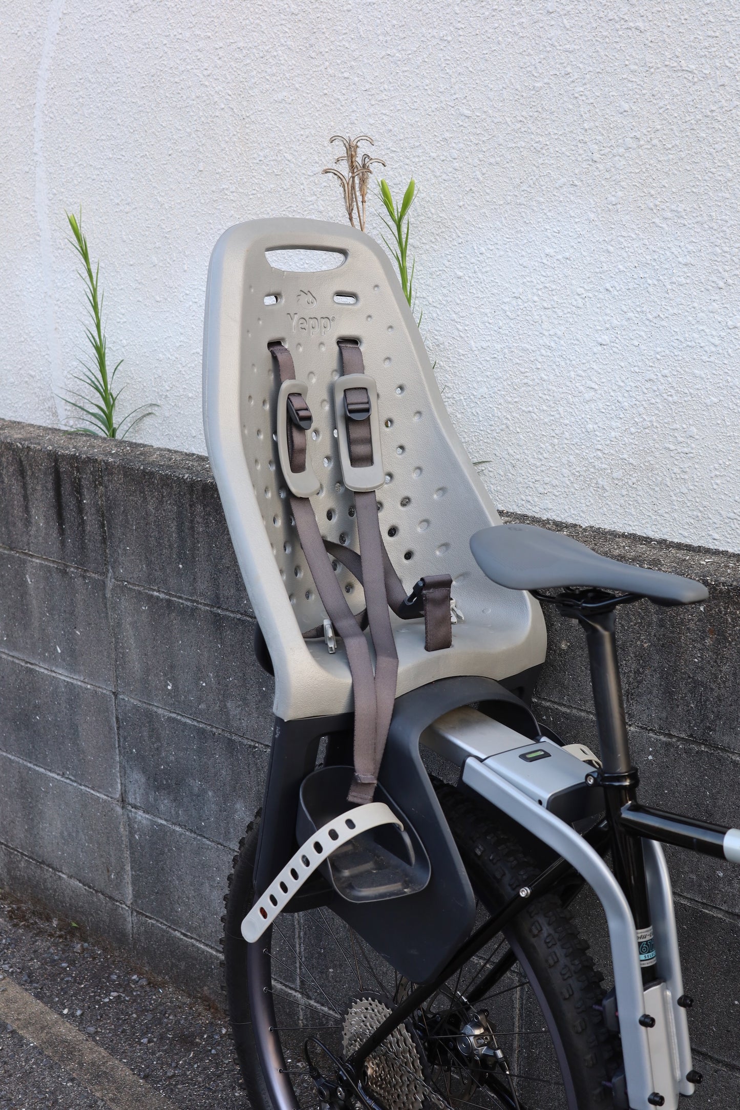 Thule Yepp Maxi Frame Maxi Seatpost Adapter 後乗せ用