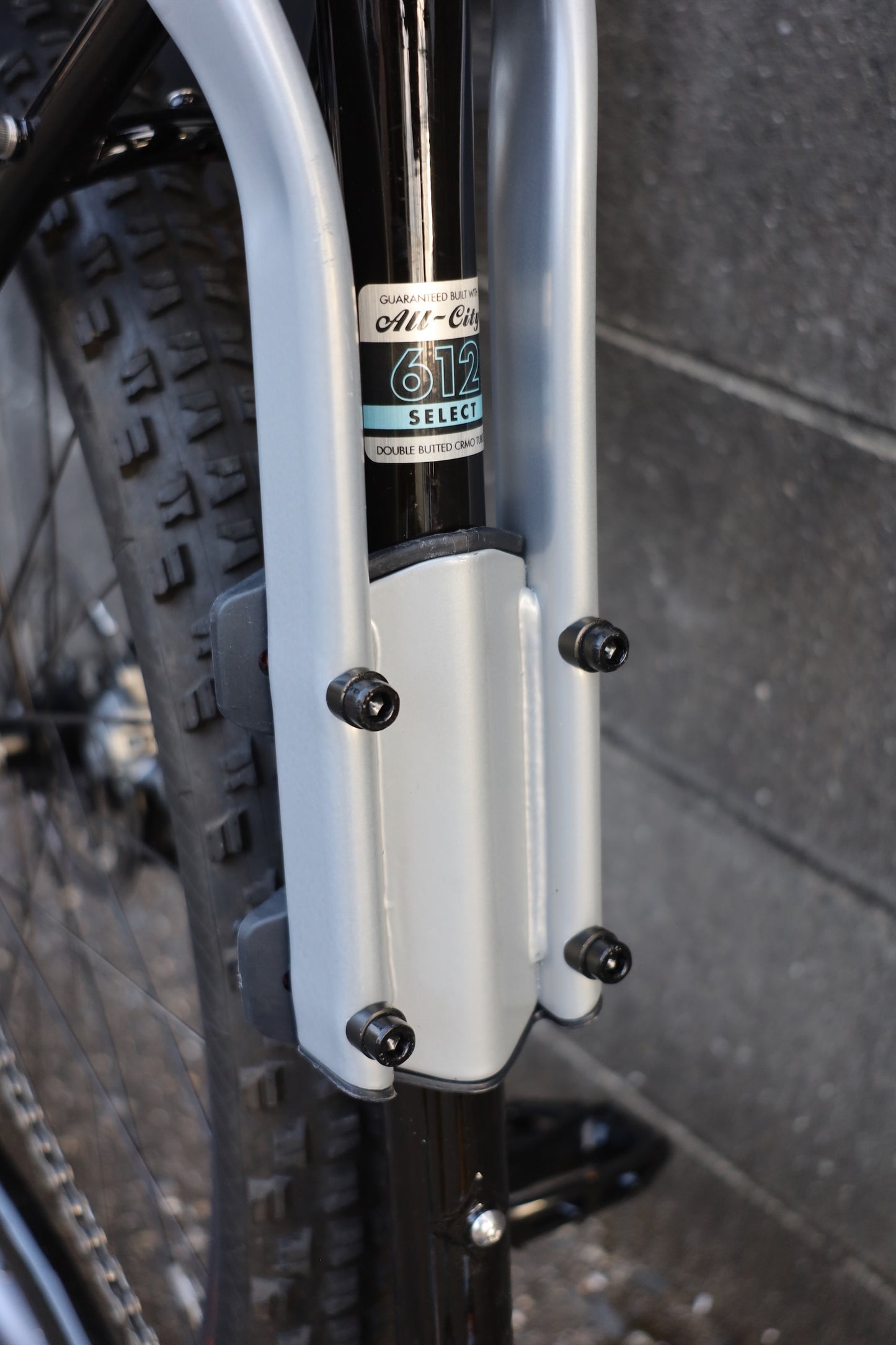 Thule Yepp Maxi Frame Maxi Seatpost Adapter 後乗せ用