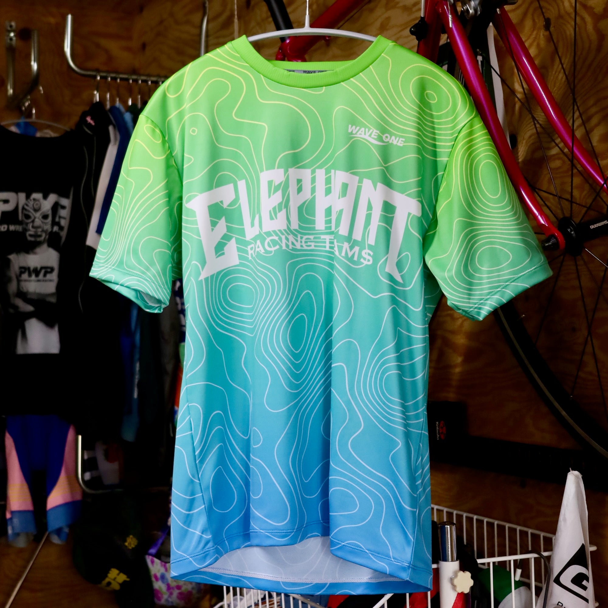 IMG_9735.jpg?v=1690598608&