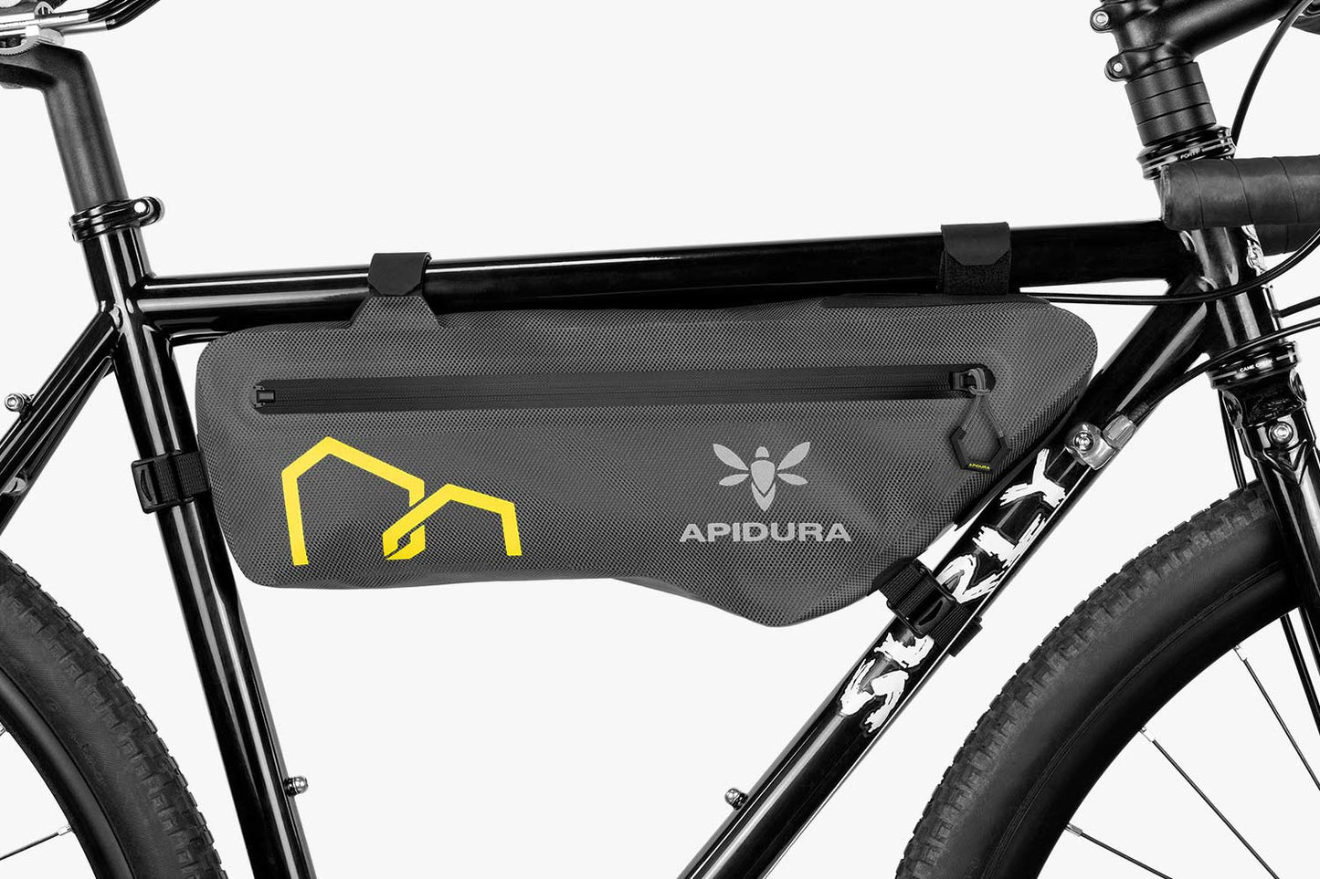 APIDURA エクスペディション・フレームパック（3L）