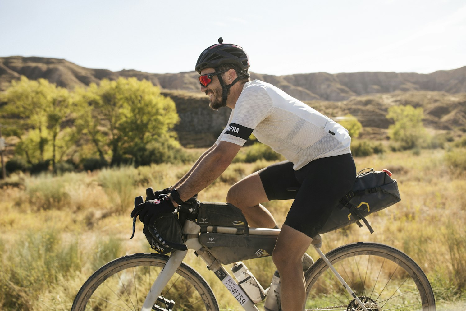 APIDURA レーシング・フレームパック 4L ele0137 – エレファントサイクル