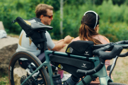 APIDURA レーシングトップチューブバッグ 1L