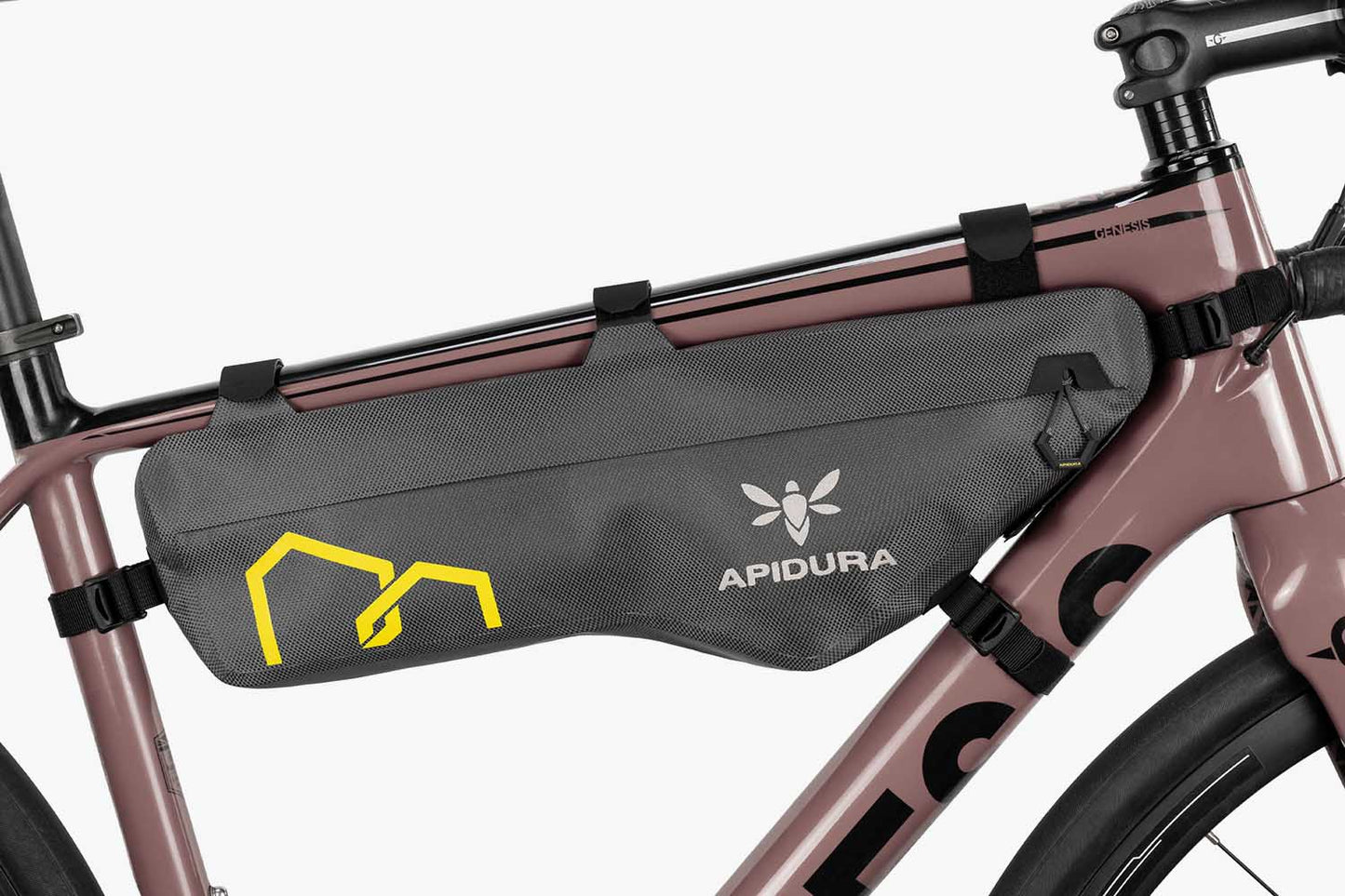 APIDURA エクスペディション・フレームパック（4.5L）